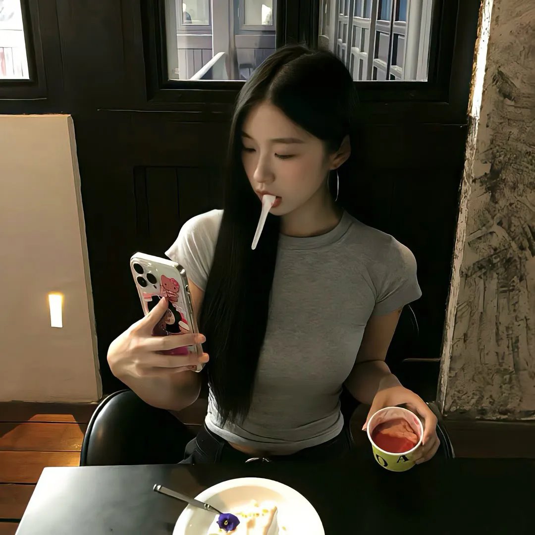 君有云